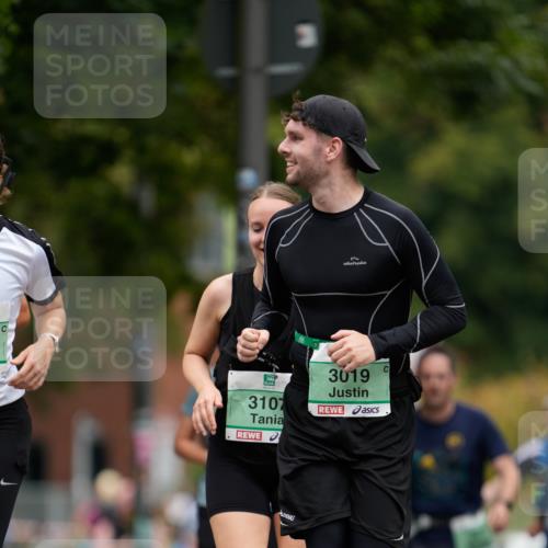 21.09.2025 - PSD Bank Halbmarathon Patografie http://msf.ph/oto/8950121 21.09.2025 10:34:03 Laufen 3107, 3019 meine-sportfotos.de