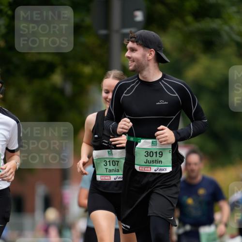 21.09.2025 - PSD Bank Halbmarathon Patografie http://msf.ph/oto/8950122 21.09.2025 10:34:04 Laufen 3107, 3019 meine-sportfotos.de