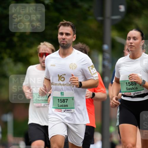 21.09.2025 - PSD Bank Halbmarathon Patografie http://msf.ph/oto/8950140 21.09.2025 10:34:45 Laufen 16, 3587, 1587, 1589 meine-sportfotos.de
