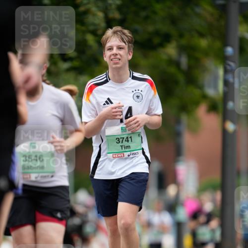 21.09.2025 - PSD Bank Halbmarathon Patografie http://msf.ph/oto/8950251 21.09.2025 10:39:37 Laufen 3546, 3741 meine-sportfotos.de