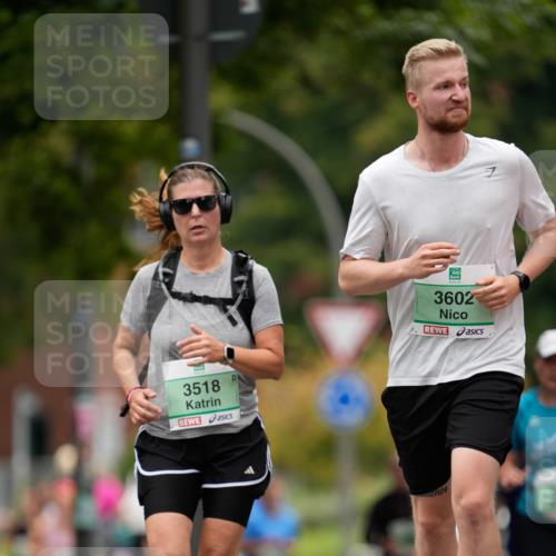 21.09.2025 - PSD Bank Halbmarathon Patografie http://msf.ph/oto/8950272 21.09.2025 10:40:35 Laufen 3518, 3602 meine-sportfotos.de