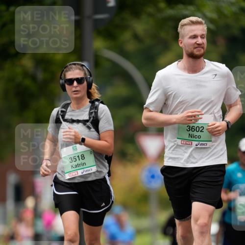 21.09.2025 - PSD Bank Halbmarathon Patografie http://msf.ph/oto/8950273 21.09.2025 10:40:35 Laufen 3518, 3602 meine-sportfotos.de