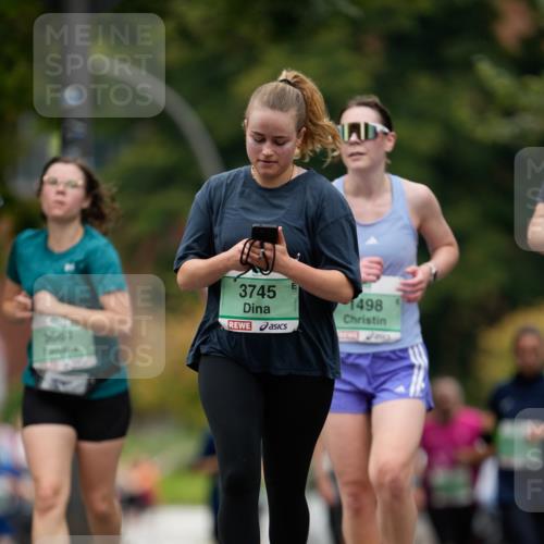 21.09.2025 - PSD Bank Halbmarathon Patografie http://msf.ph/oto/8950308 21.09.2025 10:42:18 Laufen 3661, 3745, 1498 meine-sportfotos.de
