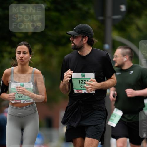 21.09.2025 - PSD Bank Halbmarathon Patografie http://msf.ph/oto/8950344 21.09.2025 10:44:35 Laufen 1224 meine-sportfotos.de