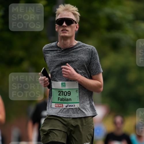 21.09.2025 - PSD Bank Halbmarathon Patografie http://msf.ph/oto/8950373 21.09.2025 10:46:39 Laufen 2709 meine-sportfotos.de