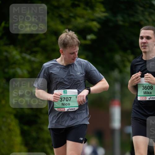 21.09.2025 - PSD Bank Halbmarathon Patografie http://msf.ph/oto/8950485 21.09.2025 10:56:46 Laufen 3707, 3608 meine-sportfotos.de