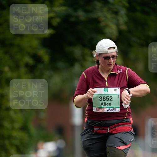 21.09.2025 - PSD Bank Halbmarathon Patografie http://msf.ph/oto/8950517 21.09.2025 11:01:22 Laufen 3852 meine-sportfotos.de