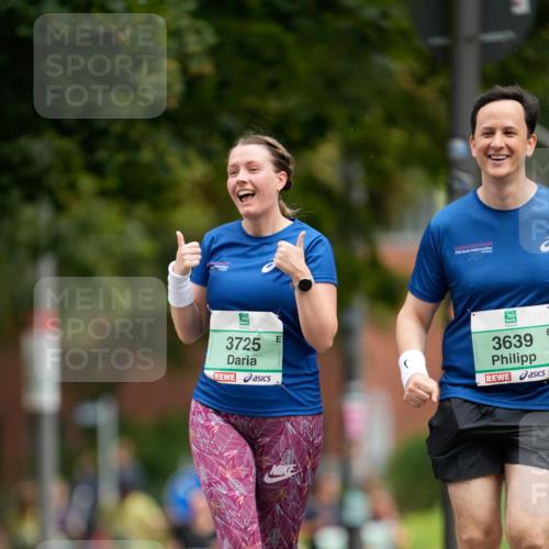21.09.2025 - PSD Bank Halbmarathon Patografie http://msf.ph/oto/8950520 21.09.2025 11:01:44 Laufen 3725, 3639 meine-sportfotos.de