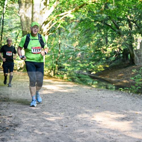 28.09.2025 - 33. Volkslauf durch das schöne Alstertal Dr. Thomas Lammeyer http://msf.ph/oto/8952667 28.09.2025 10:22:22 Laufen 1745, 1740, 1727 meine-sportfotos.de