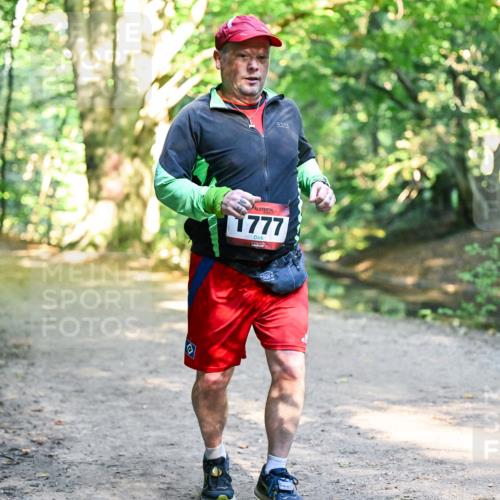 28.09.2025 - 33. Volkslauf durch das schöne Alstertal Dr. Thomas Lammeyer http://msf.ph/oto/8952938 28.09.2025 10:24:03 Laufen 1777 meine-sportfotos.de