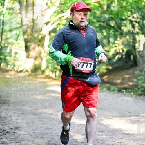 28.09.2025 - 33. Volkslauf durch das schöne Alstertal Dr. Thomas Lammeyer http://msf.ph/oto/8952939 28.09.2025 10:24:03 Laufen 777 meine-sportfotos.de
