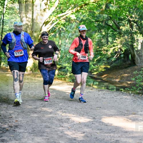 28.09.2025 - 33. Volkslauf durch das schöne Alstertal Dr. Thomas Lammeyer http://msf.ph/oto/8952951 28.09.2025 10:24:17 Laufen 1743, 1738, 1103, 098 meine-sportfotos.de