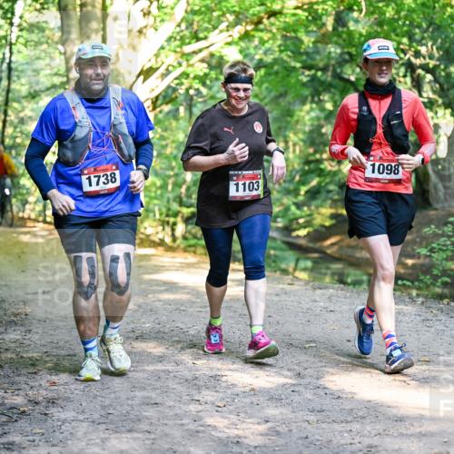 28.09.2025 - 33. Volkslauf durch das schöne Alstertal Dr. Thomas Lammeyer http://msf.ph/oto/8952957 28.09.2025 10:24:17 Laufen 1738, 1103, 1098 meine-sportfotos.de