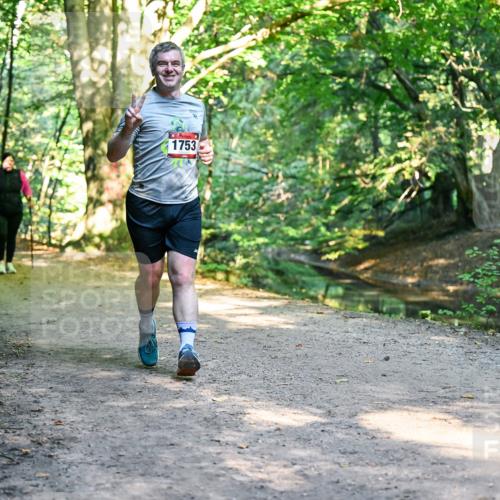 28.09.2025 - 33. Volkslauf durch das schöne Alstertal Dr. Thomas Lammeyer http://msf.ph/oto/8952978 28.09.2025 10:24:23 Laufen 1753 meine-sportfotos.de