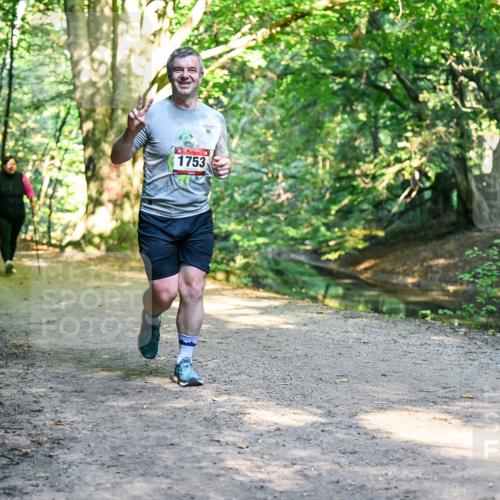 28.09.2025 - 33. Volkslauf durch das schöne Alstertal Dr. Thomas Lammeyer http://msf.ph/oto/8952979 28.09.2025 10:24:23 Laufen 1753, 10 meine-sportfotos.de