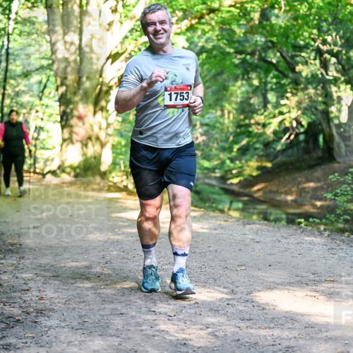 28.09.2025 - 33. Volkslauf durch das schöne Alstertal Dr. Thomas Lammeyer http://msf.ph/oto/8952983 28.09.2025 10:24:24 Laufen 10, 1753 meine-sportfotos.de