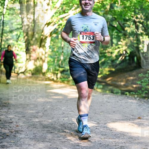 28.09.2025 - 33. Volkslauf durch das schöne Alstertal Dr. Thomas Lammeyer http://msf.ph/oto/8952986 28.09.2025 10:24:24 Laufen 10, 1753 meine-sportfotos.de