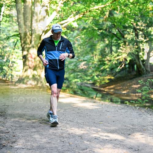 28.09.2025 - 33. Volkslauf durch das schöne Alstertal Dr. Thomas Lammeyer http://msf.ph/oto/8953070 28.09.2025 10:26:13 Laufen  meine-sportfotos.de