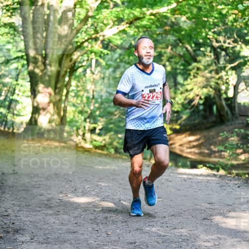 28.09.2025 - 33. Volkslauf durch das schöne Alstertal Dr. Thomas Lammeyer http://msf.ph/oto/8953102 28.09.2025 10:33:36 Laufen 2229 meine-sportfotos.de