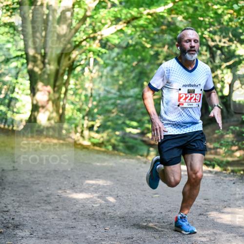 28.09.2025 - 33. Volkslauf durch das schöne Alstertal Dr. Thomas Lammeyer http://msf.ph/oto/8953105 28.09.2025 10:33:36 Laufen 2229 meine-sportfotos.de