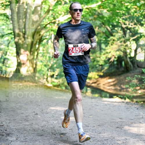 28.09.2025 - 33. Volkslauf durch das schöne Alstertal Dr. Thomas Lammeyer http://msf.ph/oto/8953120 28.09.2025 10:33:51 Laufen 2455 meine-sportfotos.de