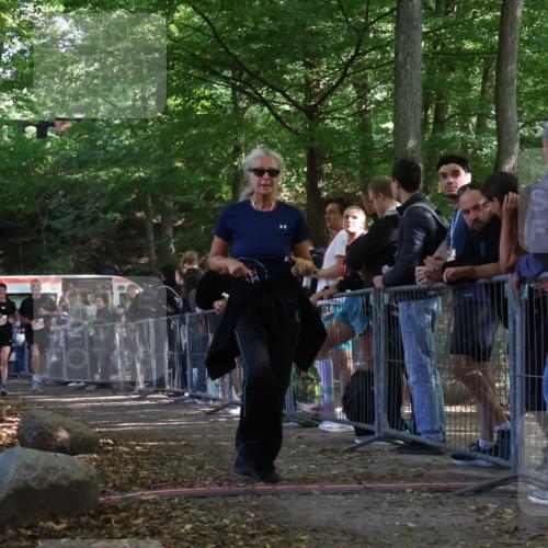 28.09.2025 - 33. Volkslauf durch das schöne Alstertal Strokosch-Dieckow http://msf.ph/oto/8953149 28.09.2025 12:28:59 Ziel 2481, 2482 meine-sportfotos.de