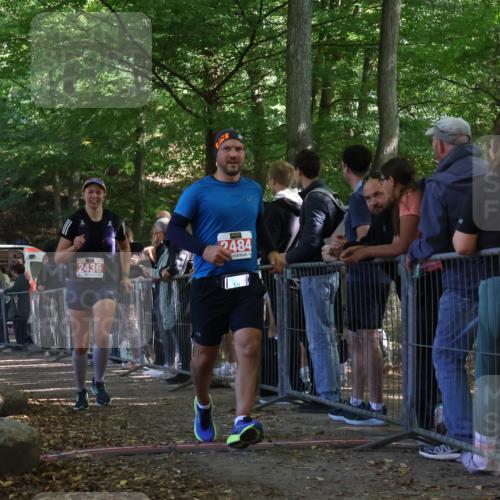 28.09.2025 - 33. Volkslauf durch das schöne Alstertal Strokosch-Dieckow http://msf.ph/oto/8953194 28.09.2025 12:29:31 Ziel 2436, 2484 meine-sportfotos.de