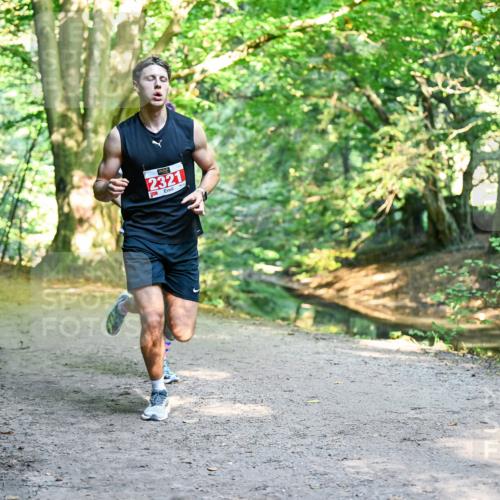 28.09.2025 - 33. Volkslauf durch das schöne Alstertal Dr. Thomas Lammeyer http://msf.ph/oto/8953207 28.09.2025 10:34:08 Laufen 2321 meine-sportfotos.de