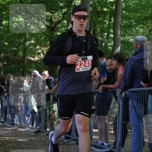 28.09.2025 - 33. Volkslauf durch das schöne Alstertal Strokosch-Dieckow http://msf.ph/oto/8953292 28.09.2025 12:30:19 Ziel 2245 meine-sportfotos.de