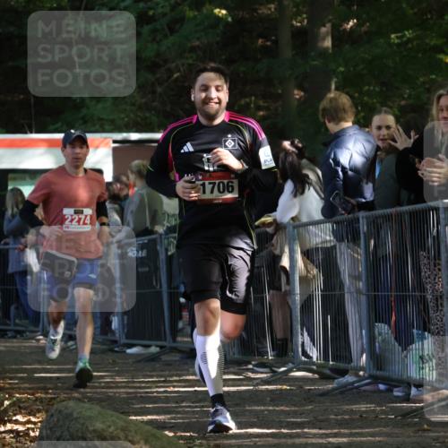 28.09.2025 - 33. Volkslauf durch das schöne Alstertal Strokosch-Dieckow http://msf.ph/oto/8953396 28.09.2025 12:31:01 Ziel 1706, 2274 meine-sportfotos.de