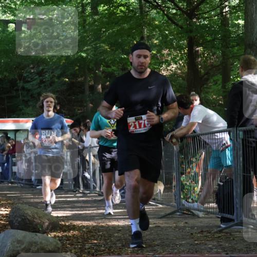 28.09.2025 - 33. Volkslauf durch das schöne Alstertal Strokosch-Dieckow http://msf.ph/oto/8953455 28.09.2025 12:31:39 Ziel 2176, 2354, 2493 meine-sportfotos.de