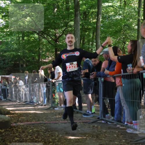 28.09.2025 - 33. Volkslauf durch das schöne Alstertal Strokosch-Dieckow http://msf.ph/oto/8953499 28.09.2025 12:32:11 Ziel 2101, 2329 meine-sportfotos.de