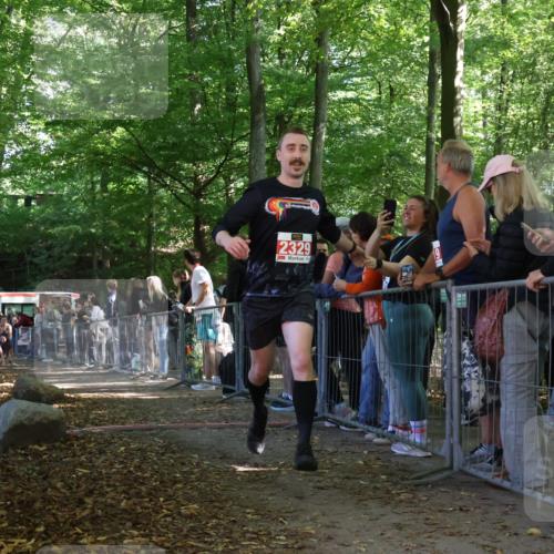 28.09.2025 - 33. Volkslauf durch das schöne Alstertal Strokosch-Dieckow http://msf.ph/oto/8953502 28.09.2025 12:32:12 Ziel 2101, 2329 meine-sportfotos.de