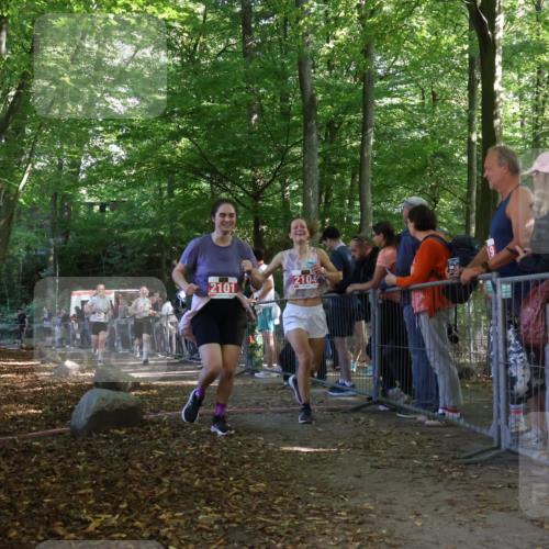 28.09.2025 - 33. Volkslauf durch das schöne Alstertal Strokosch-Dieckow http://msf.ph/oto/8953521 28.09.2025 12:32:19 Ziel 2101, 2163, 2177 meine-sportfotos.de