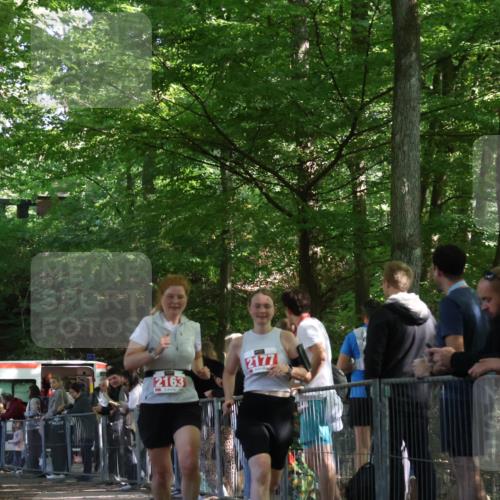 28.09.2025 - 33. Volkslauf durch das schöne Alstertal Strokosch-Dieckow http://msf.ph/oto/8953533 28.09.2025 12:32:22 Ziel 2163, 2177 meine-sportfotos.de