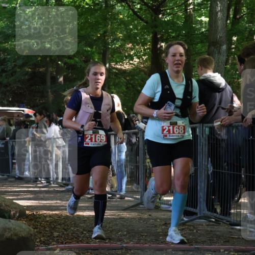 28.09.2025 - 33. Volkslauf durch das schöne Alstertal Strokosch-Dieckow http://msf.ph/oto/8953569 28.09.2025 12:32:44 Ziel 2168, 2169, 2603 meine-sportfotos.de