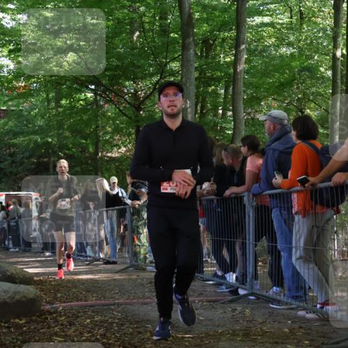 28.09.2025 - 33. Volkslauf durch das schöne Alstertal Strokosch-Dieckow http://msf.ph/oto/8953600 28.09.2025 12:32:54 Ziel 2206, 2285, 2286, 2535, 2629, 2992 meine-sportfotos.de