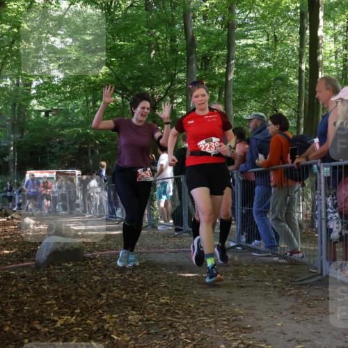 28.09.2025 - 33. Volkslauf durch das schöne Alstertal Strokosch-Dieckow http://msf.ph/oto/8953660 28.09.2025 12:33:14 Ziel 1098, 1738, 2043, 2044, 2239, 2357, 2526, 2531 meine-sportfotos.de