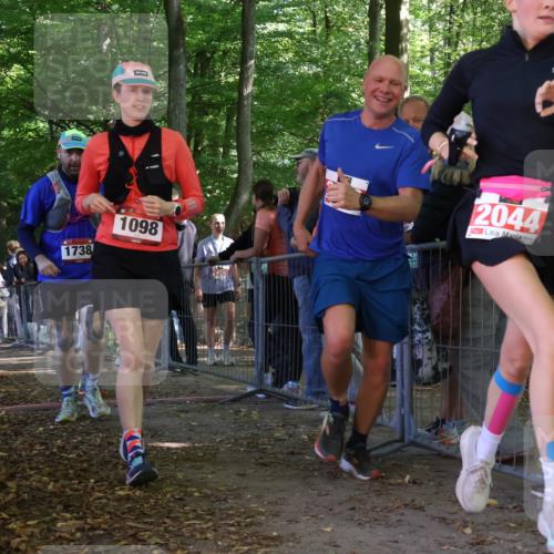 28.09.2025 - 33. Volkslauf durch das schöne Alstertal Strokosch-Dieckow http://msf.ph/oto/8953683 28.09.2025 12:33:23 Ziel 2043, 2357 meine-sportfotos.de