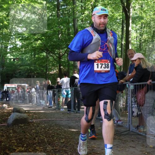 28.09.2025 - 33. Volkslauf durch das schöne Alstertal Strokosch-Dieckow http://msf.ph/oto/8953692 28.09.2025 12:33:25 Ziel  meine-sportfotos.de