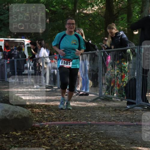 28.09.2025 - 33. Volkslauf durch das schöne Alstertal Strokosch-Dieckow http://msf.ph/oto/8953726 28.09.2025 12:33:49 Ziel 1101 meine-sportfotos.de