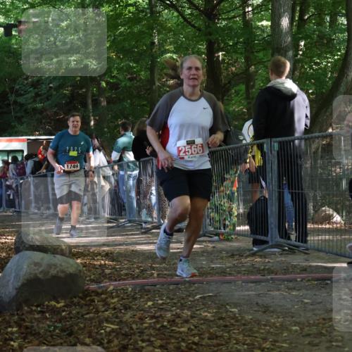28.09.2025 - 33. Volkslauf durch das schöne Alstertal Strokosch-Dieckow http://msf.ph/oto/8953837 28.09.2025 12:34:59 Ziel 1749, 2566 meine-sportfotos.de