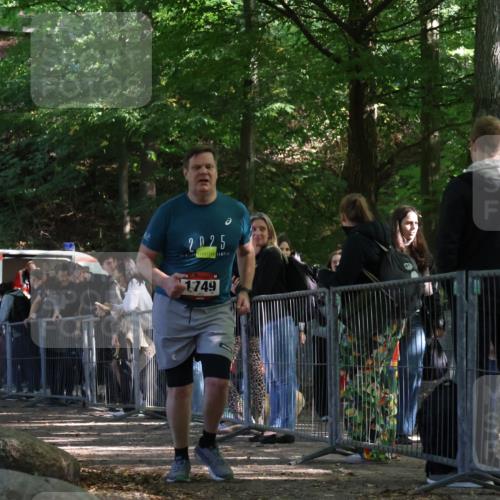 28.09.2025 - 33. Volkslauf durch das schöne Alstertal Strokosch-Dieckow http://msf.ph/oto/8953847 28.09.2025 12:35:01 Ziel 1749 meine-sportfotos.de