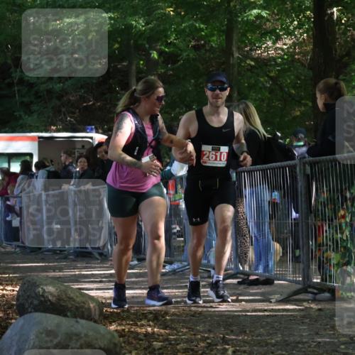 28.09.2025 - 33. Volkslauf durch das schöne Alstertal Strokosch-Dieckow http://msf.ph/oto/8953873 28.09.2025 12:35:12 Ziel 2173, 2610, 2625 meine-sportfotos.de