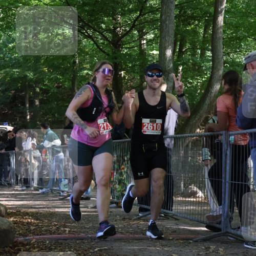 28.09.2025 - 33. Volkslauf durch das schöne Alstertal Strokosch-Dieckow http://msf.ph/oto/8953882 28.09.2025 12:35:13 Ziel 2173, 2610, 2625 meine-sportfotos.de