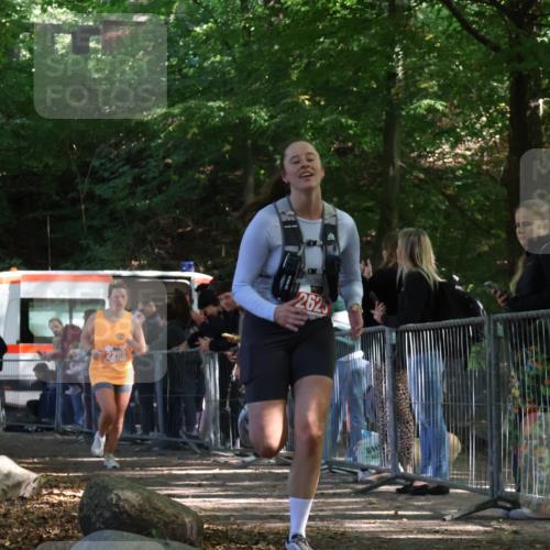 28.09.2025 - 33. Volkslauf durch das schöne Alstertal Strokosch-Dieckow http://msf.ph/oto/8953902 28.09.2025 12:35:18 Ziel 2289, 2625 meine-sportfotos.de