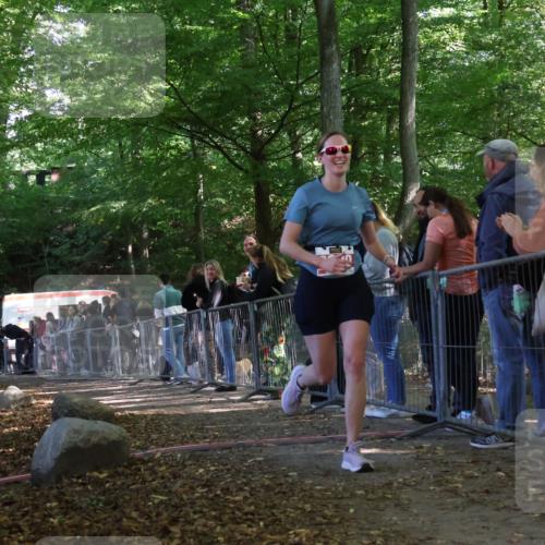 28.09.2025 - 33. Volkslauf durch das schöne Alstertal Strokosch-Dieckow http://msf.ph/oto/8954071 28.09.2025 12:37:52 Ziel 2186, 2220 meine-sportfotos.de