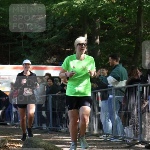 28.09.2025 - 33. Volkslauf durch das schöne Alstertal Strokosch-Dieckow http://msf.ph/oto/8954088 28.09.2025 12:38:10 Ziel 2464, 2539 meine-sportfotos.de