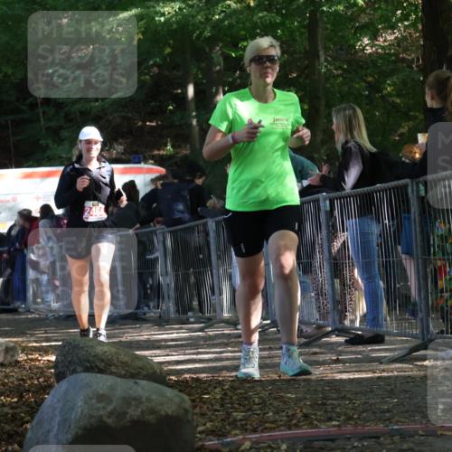 28.09.2025 - 33. Volkslauf durch das schöne Alstertal Strokosch-Dieckow http://msf.ph/oto/8954090 28.09.2025 12:38:10 Ziel 2464, 2539 meine-sportfotos.de