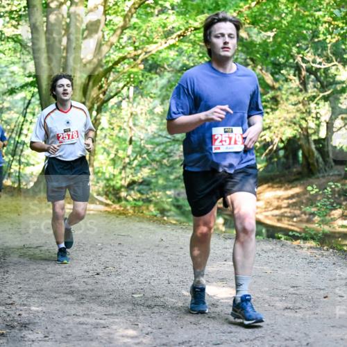 28.09.2025 - 33. Volkslauf durch das schöne Alstertal Dr. Thomas Lammeyer http://msf.ph/oto/8954091 28.09.2025 10:37:52 Laufen 2578, 2579 meine-sportfotos.de